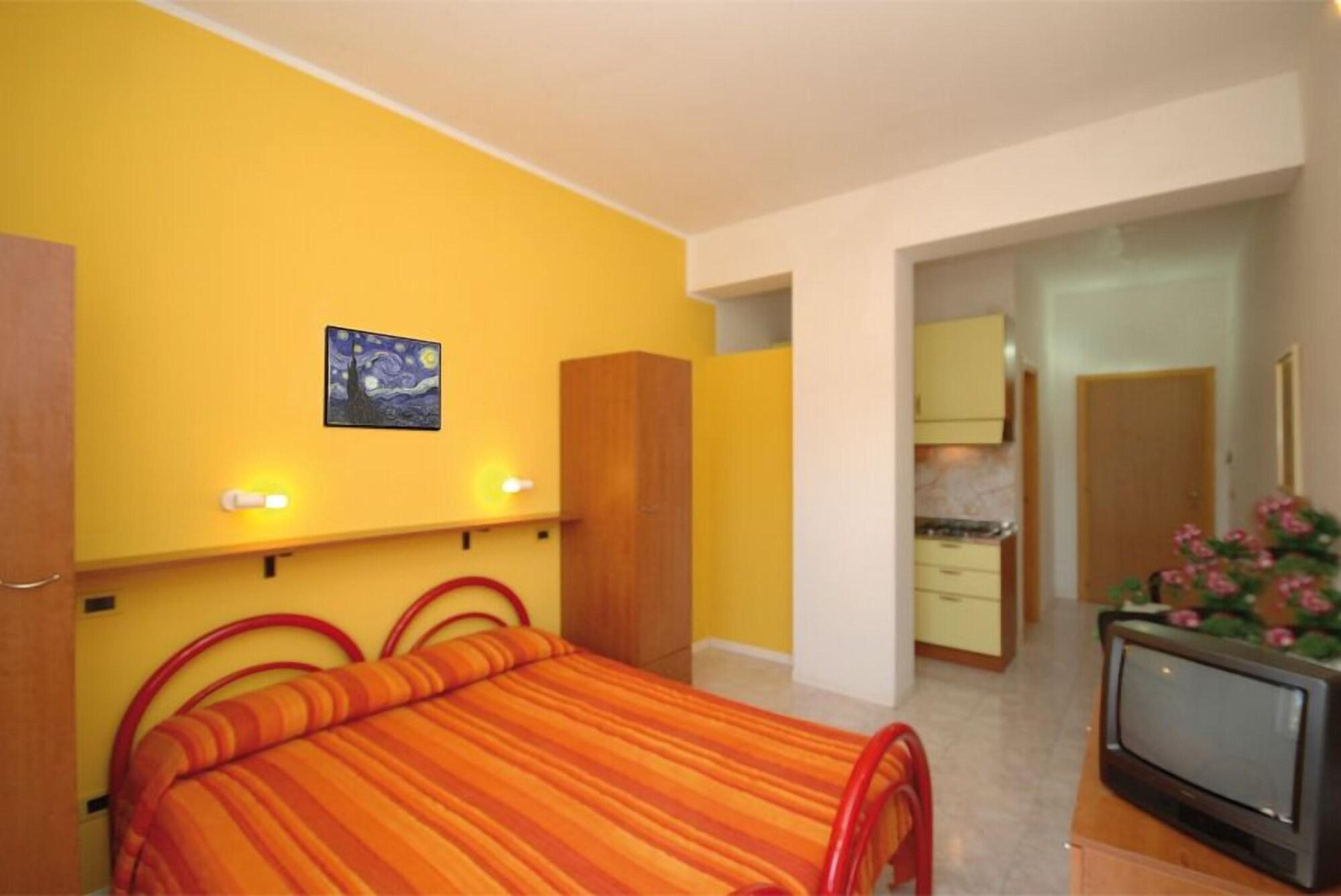 Residence Hotel Felix Ricadi Exterior photo